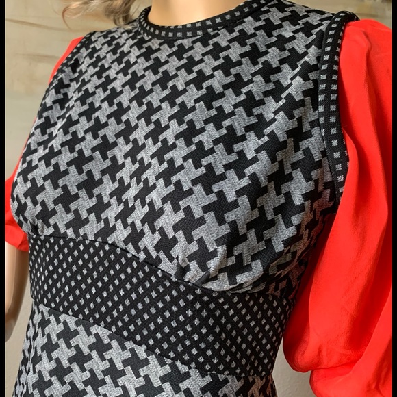 Vintage Betty Carrol for Christofopher Jones Versatile Empire waistline Dress - Picture 8 of 17